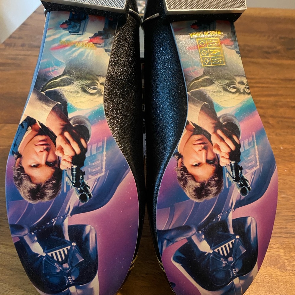 NIB Star Wars Irregular Choice Darth Vader - Disney Parks Exclusive size 9.5 - Picture 7 of 9